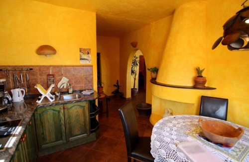 La Asomada Apartment | Charming flat with communal pool, terrace