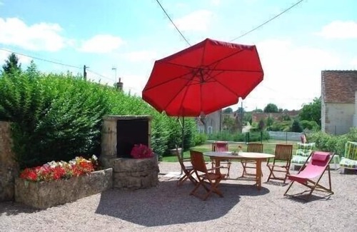 Colmery Cottage | Charming flowery cottage in the heart of the Monts du Nivernais
