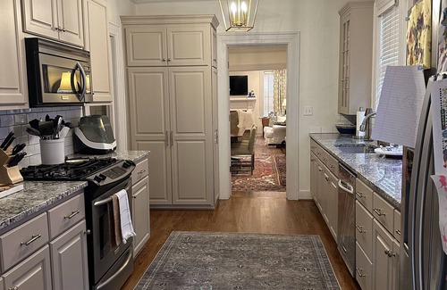 Forest Hills House | Charming Forest Hills cottage. Less than 10 minutes from Augusta National.