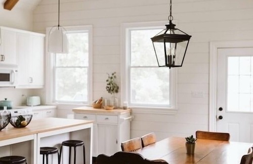 Bala Cottage | Charming Four Seasons Lake Front Renovated Cottage in Bala, Moon River Muskoka
