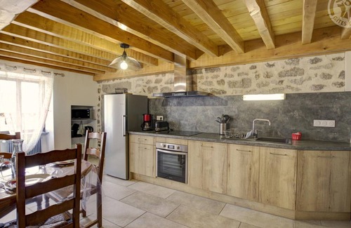 Chalmazel-Jeansagniere Cottage | Charming cottage with garden and wifi in Chalmazel-Jeansagnière