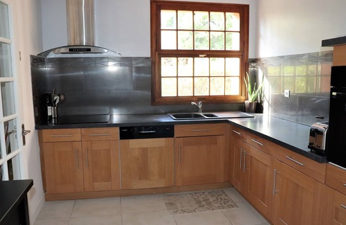 Les Salles-sur-Verdon House | Charming house by the lake