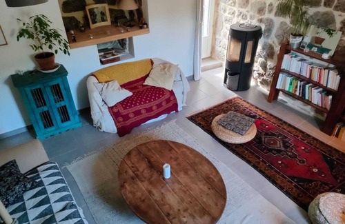 Malarce-sur-la-Thines House | Charming hamlet house Thines valley