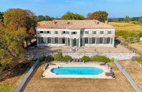Saint-Colomb-de-Lauzun Villa | Charming Ancient property, 32 people, 14 bedrooms, 2 pools, billiards