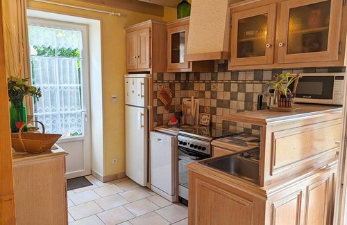 Saint-Genis-d'Hiersac Cottage | Charming Riverside Cottage with Garden, Terrace & Outdoor Activities in Saint-Genis-d'Hiersac
