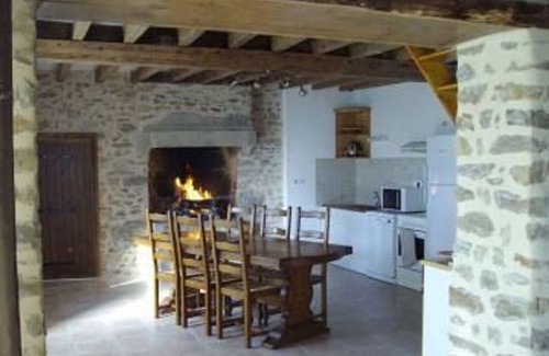 Saint-Leonard-des-Bois Cottage | Charming Country Cottage for 13 with Fireplace, Terrace, and Nature Activities