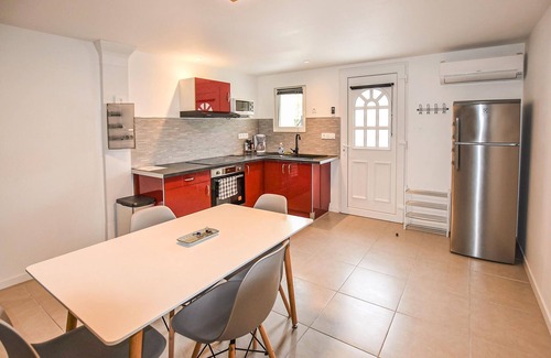 Meysse Apartment | Charming cottage in the middle of nature.