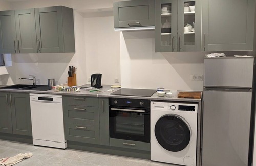 Saint-Nom-la-Breteche House | Charming newly renovated 1 bedroom house in St-Nom-la-Bretèche with fibre WiFi