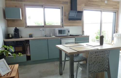 Saint-Sulpice-de-Royan House | Charming contemporary gîte on one level, very bright, 6 km from Royan beaches.