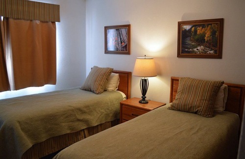Sunset Ridge Resort | Charming Fraser 2-bedroom at The Pines of Meadow Ridge