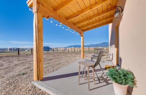 Taos House | Charming free standing Casita in Taos, NM