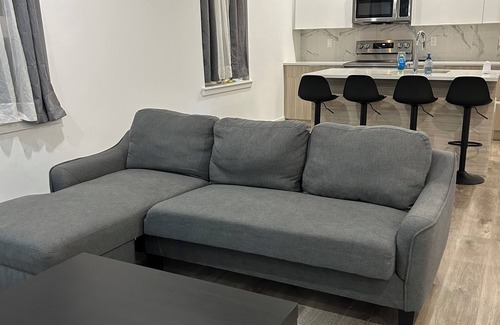 North Philadelphia Apartment | Charming, Fully Furnished Home Near Stadiums!