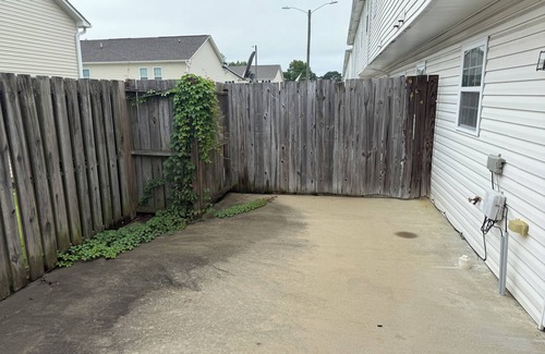 Greenville House | Charming fully furnished 3-bedroom townhome in Greenville