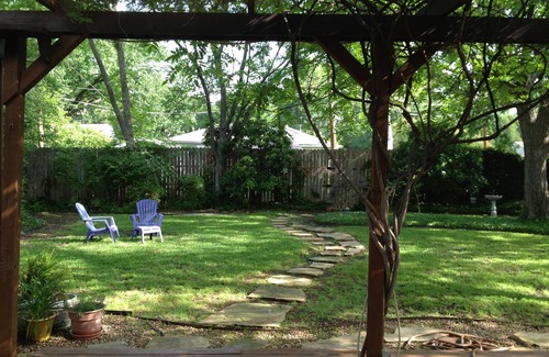 Northwest Dallas House | Charming Fully Furnished House On Tree Lined Street