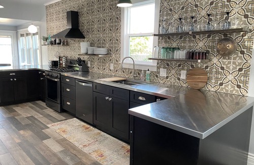 Grand Junction House | Charming, fully restored 1910 house, walk or bike to dtwn or campus