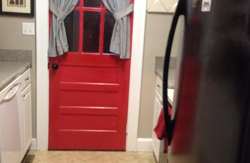 Orangeburg House | CHARMING FURNISHED APARTMENT