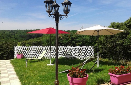 Sarlande Cottage | Charming gîte 30° indoor pool Jacuzzi Sauna. Electric charging station