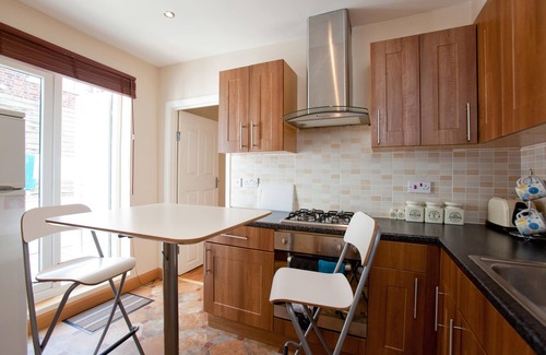 Mapesbury Apartment | Charming garden apt., close Central London