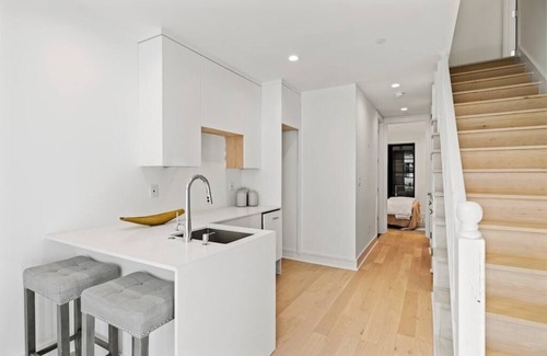 Logan Circle Bed & Breakfast | Charming Garden-Level Getaway in the Heart of DC