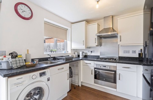 Royal Leamington Spa House | Charming House in Leamington Spa with Free Parking