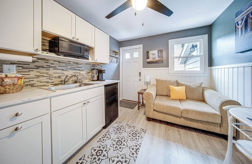Geneva Apartment | Charming Geneva Vacation Rental ~ 5 Mi to Lake!