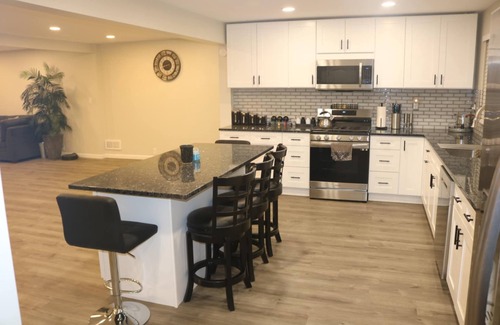 Genoa City House | Charming Genoa City 4-bedroom house