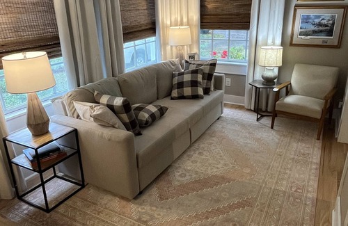 Georgetown House | Charming Georgetown bungalow within walking distance to downtown & boat access