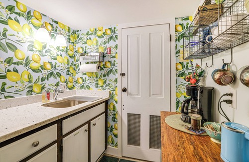 Lambertville Apartment | Charming Getaway < 1 Mi to Downtown Lambertville!