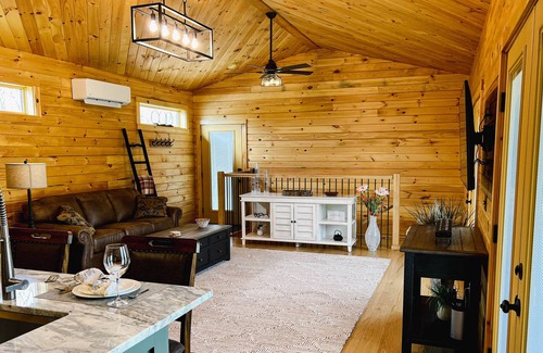 Chittenden County House | Charming getaway for two with fast WiFi, full kitchen, deck, & shared firepit