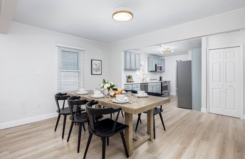 Plymouth House | Charming Getaway in Plymouth with a Hot Tub!