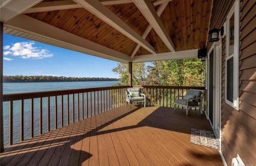Youngstown Apartment | Charming Getaway to Unwind and Reconnect
