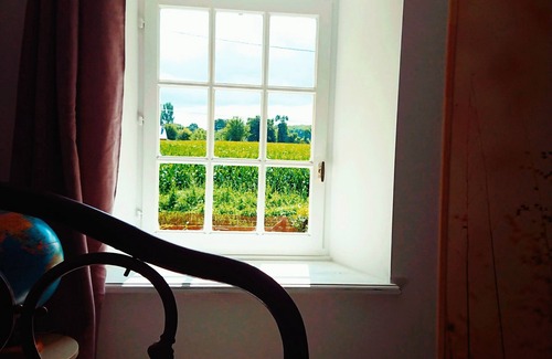 Evran House | Charming gîte. 30 min from the sea. Bird sanctuary