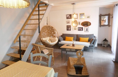 Vix House | Charming gite with heated pool and jacuzzi - Marais Poitevin