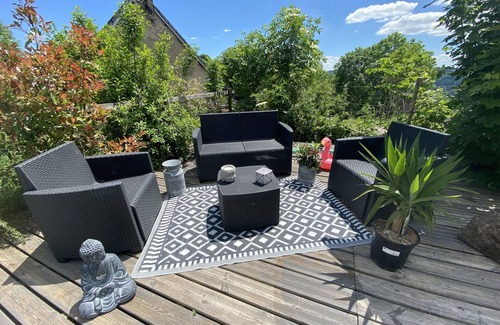 Auzers Villa | Charming gite with swimming pool, sauna and jacuzzi, Salers Puy Mary area