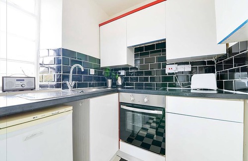 Corsham Apartment | Charming Grade 2 Period Apartment