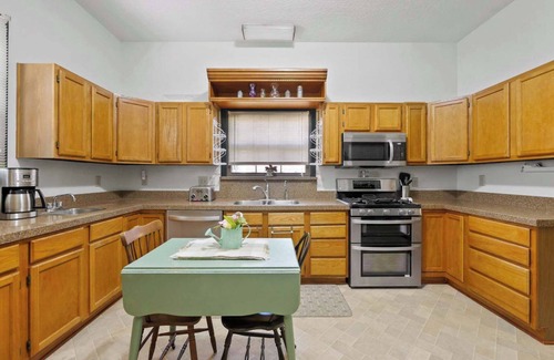 Green Cove Springs House | Charming Green Cove Historic Home, 1st Floor Stay
