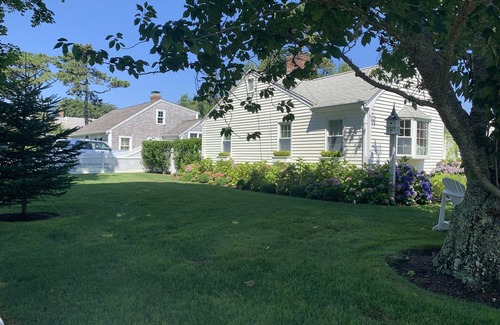 Chatham House | Charming/Great Location/Walk to town/baseball field