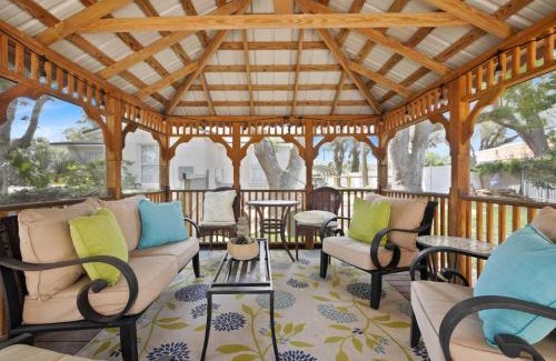 Green Cove Springs House | Charming Green Cove Historic Home 1st Floor Stay