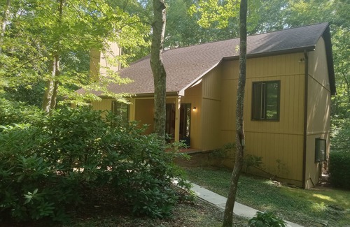 Saint Andrews House | Charming guest suite in multi-leveled house in Sewanee.