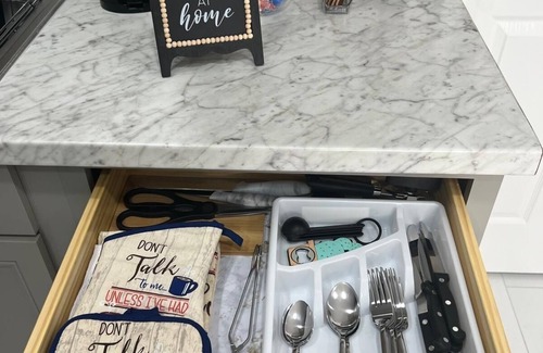 Lakeland Apartment | Charming guesthouse B 1-bedroom in North Lakeland with full kitchen, WiFi, AC