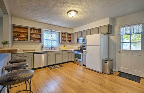 Harrodsburg House | Charming Guesthouse Getaway on 10-Acre Farm!