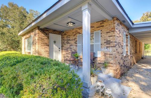 Gulfport House | Charming Gulfport Home about 2 Mi to Marina