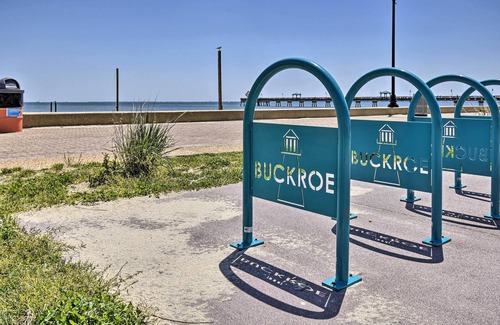 Hampton House | Charming Hampton Home < 2 Mi to Buckroe Beach