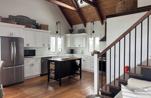 Wellfleet House | Charming Handicapped Accessible 3-bedroom house in Welcoming Wellfleet