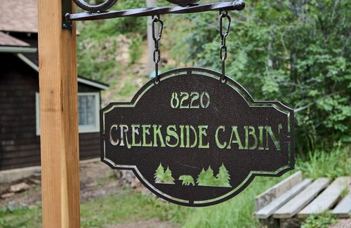 Cascade Cabin | Charming, historic, Creekside Cabin nestled at the base of Pikes Peak in Cascade