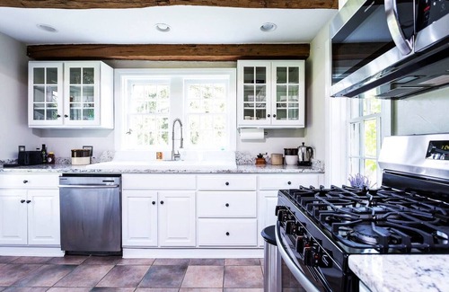 Baptistown House | Charming Historic Farmhouse Minutes to Frenchtown!