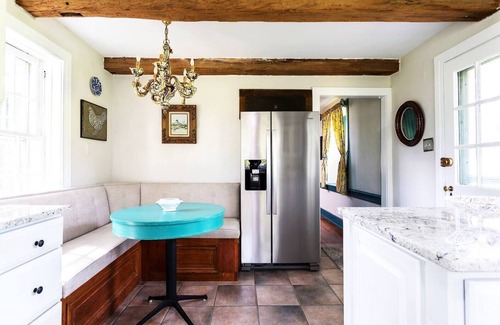 Baptistown House | Charming Historic Farmhouse Minutes to Frenchtown!
