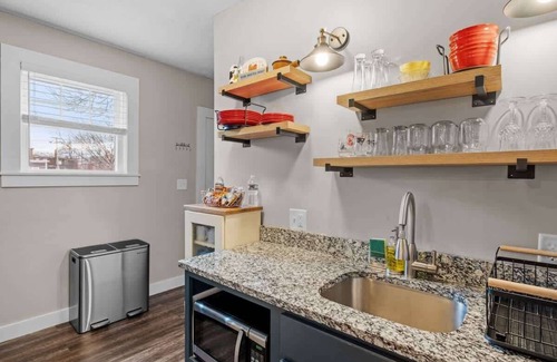 Downtown Condo | Charming & Historic 2BR Oasis in Downtown Luxury