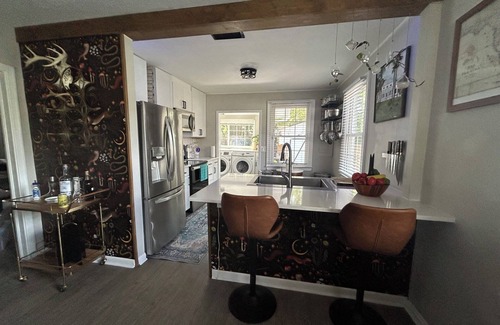 Avondale House | Charming Historic Avondale 3/1 with Backyard Bar and Grills, Close to Everything
