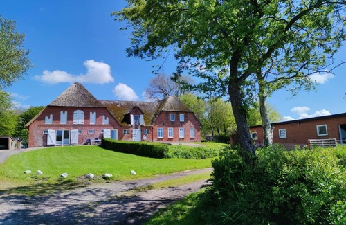 Aventoft Apartment | Charming Historic Apartment in Döttgebüll – Your Perfect Getaway!